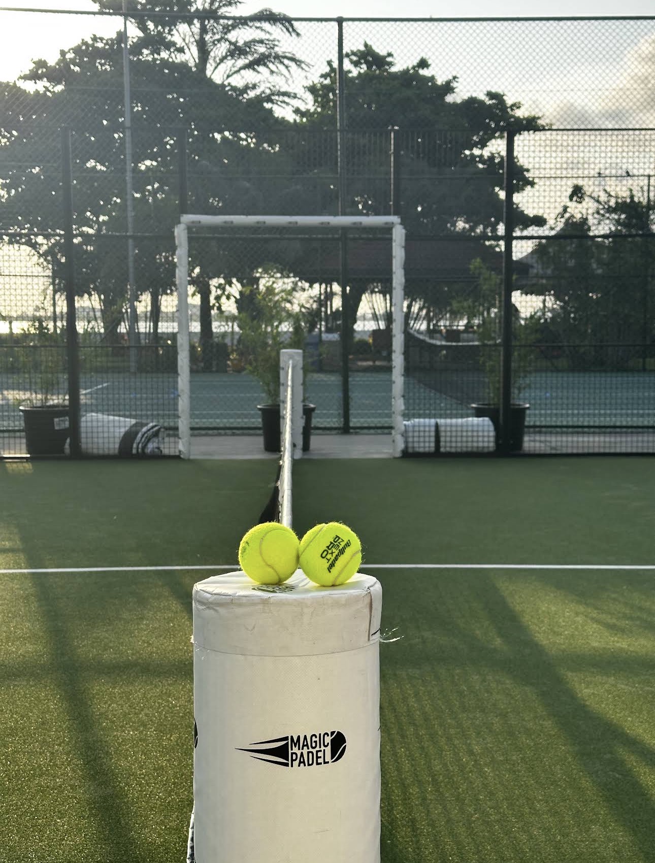 Monaliza Tennis Club seating